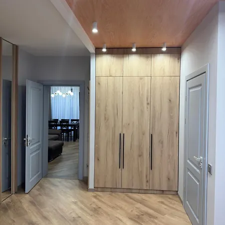 апарт злата Apartment *